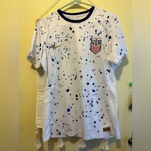 USA Women’s soccer jersey! Newest style.